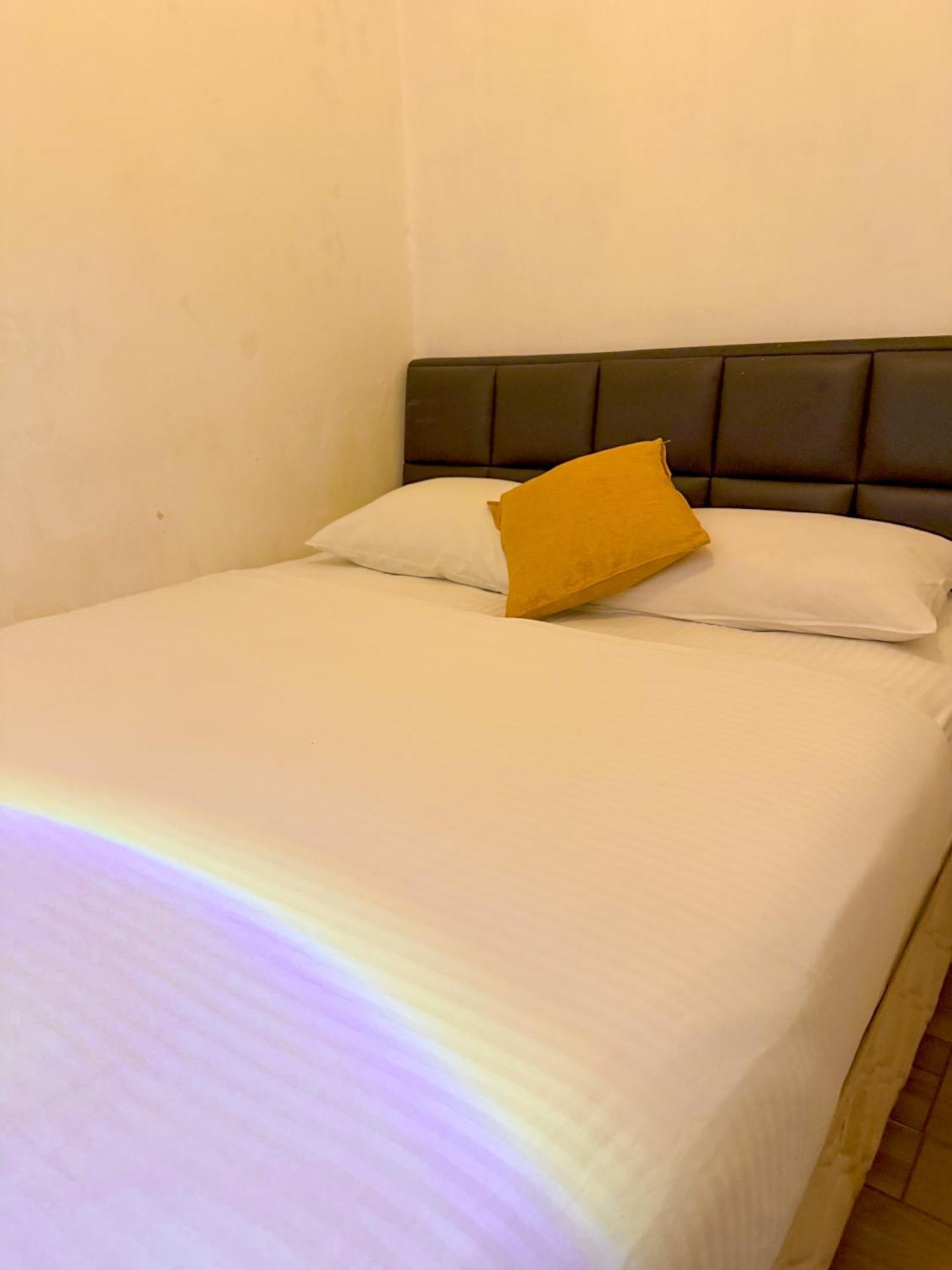 Tonight Hotel George Town Exterior photo